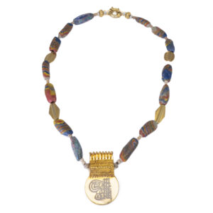 Colgante de la Piedras Africanas y Pieza Árabe